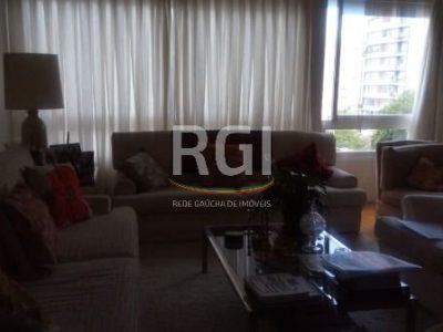 Apartamento à venda com 164m², 3 quartos, 1 suíte, 1 vaga no bairro Floresta em Porto Alegre - Foto 6