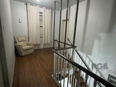 Casa à venda com 350m², 4 quartos, 1 suíte no bairro Auxiliadora em Porto Alegre - Foto 6