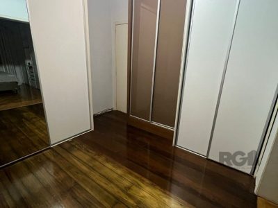 Casa à venda com 350m², 4 quartos, 1 suíte no bairro Auxiliadora em Porto Alegre - Foto 8