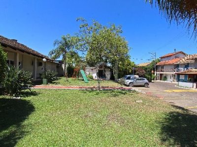 Casa à venda com 140m², 3 quartos, 1 suíte, 3 vagas no bairro Ipanema em Porto Alegre - Foto 32