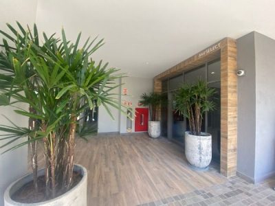 Apartamento à venda com 149m², 3 quartos, 3 suítes, 2 vagas no bairro Tristeza em Porto Alegre - Foto 4