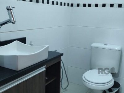 Casa à venda com 215m², 3 quartos, 3 suítes, 3 vagas no bairro Tristeza em Porto Alegre - Foto 5