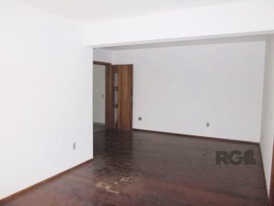 Apartamento à venda com 90m², 2 quartos, 1 suíte, 1 vaga no bairro Mont Serrat em Porto Alegre - Foto 2