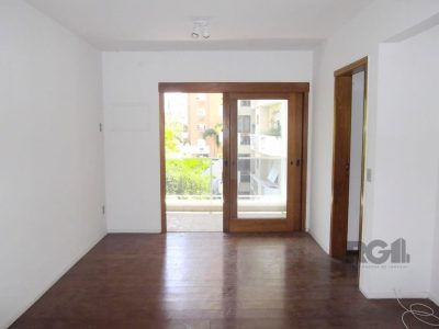 Apartamento à venda com 90m², 2 quartos, 1 suíte, 1 vaga no bairro Mont Serrat em Porto Alegre - Foto 4