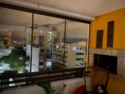 Apartamento à venda com 100m², 3 quartos, 1 suíte, 1 vaga no bairro Menino Deus em Porto Alegre - Foto 21