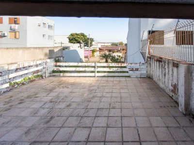 Casa à venda com 172m², 2 quartos, 1 suíte, 4 vagas no bairro Ipanema em Porto Alegre - Foto 24