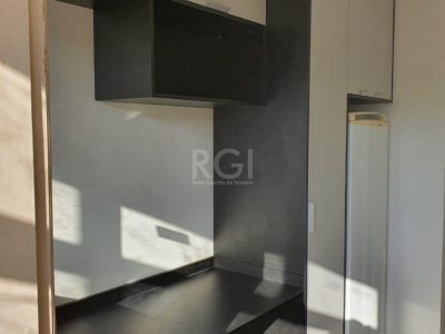 Apartamento à venda com 80m², 2 quartos, 1 vaga no bairro Medianeira em Porto Alegre - Foto 8