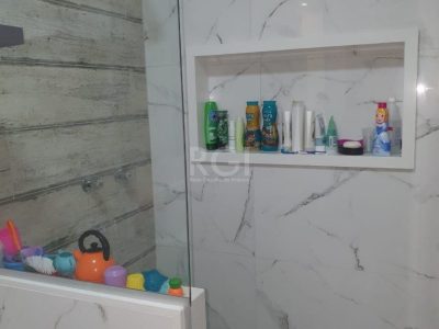 Apartamento à venda com 80m², 2 quartos, 1 vaga no bairro Medianeira em Porto Alegre - Foto 16