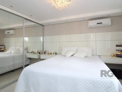 Apartamento à venda com 80m², 3 quartos, 1 suíte, 2 vagas no bairro Menino Deus em Porto Alegre - Foto 8