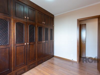 Apartamento à venda com 118m², 3 quartos, 1 suíte, 2 vagas no bairro Menino Deus em Porto Alegre - Foto 22