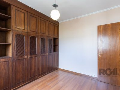 Apartamento à venda com 118m², 3 quartos, 1 suíte, 2 vagas no bairro Menino Deus em Porto Alegre - Foto 26