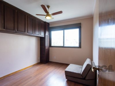 Apartamento à venda com 118m², 3 quartos, 1 suíte, 2 vagas no bairro Menino Deus em Porto Alegre - Foto 27