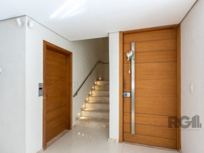 Casa à venda com 714m², 6 quartos, 5 suítes, 6 vagas no bairro Menino Deus em Porto Alegre - Foto 25