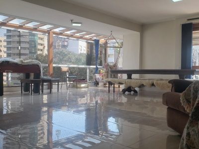 Cobertura à venda com 296m², 3 quartos, 1 suíte, 3 vagas no bairro Petrópolis em Porto Alegre - Foto 6