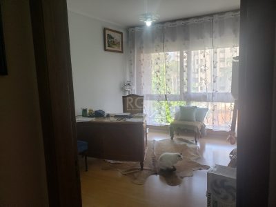 Cobertura à venda com 296m², 3 quartos, 1 suíte, 3 vagas no bairro Petrópolis em Porto Alegre - Foto 23