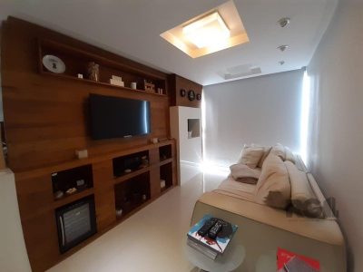 Apartamento à venda com 62m², 2 quartos, 1 suíte, 1 vaga no bairro Passo d'Areia em Porto Alegre - Foto 3