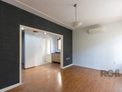 Apartamento à venda com 73m², 2 quartos no bairro Menino Deus em Porto Alegre - Foto 2