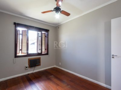 Casa à venda com 202m², 3 quartos, 1 suíte, 2 vagas no bairro Cristal em Porto Alegre - Foto 20