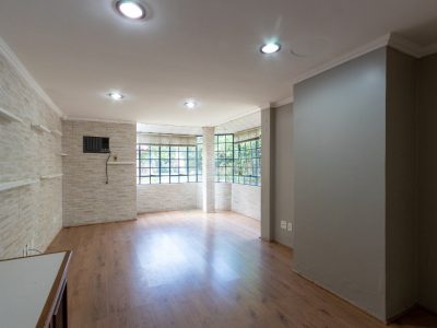 Casa à venda com 202m², 3 quartos, 1 suíte, 2 vagas no bairro Cristal em Porto Alegre - Foto 41