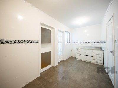 Apartamento à venda com 141m², 3 quartos, 1 suíte, 1 vaga no bairro Auxiliadora em Porto Alegre - Foto 5