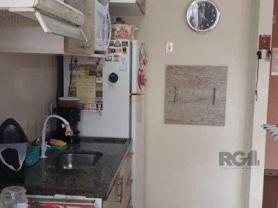 Apartamento à venda com 48m², 2 quartos, 1 suíte, 1 vaga no bairro Glória em Porto Alegre - Foto 4