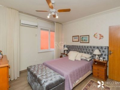 Apartamento à venda com 183m², 3 quartos, 1 suíte, 1 vaga no bairro Rio Branco em Porto Alegre - Foto 10