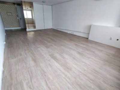 Conjunto/Sala à venda com 42m², 1 vaga no bairro Cristo Redentor em Porto Alegre - Foto 2