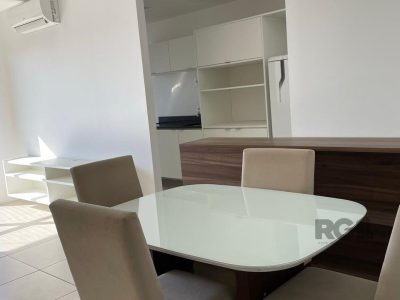 Apartamento à venda com 67m², 2 quartos, 1 suíte, 1 vaga no bairro Jardim Botânico em Porto Alegre - Foto 2