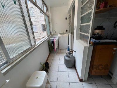 Apartamento à venda com 87m², 2 quartos, 1 vaga no bairro Menino Deus em Porto Alegre - Foto 13