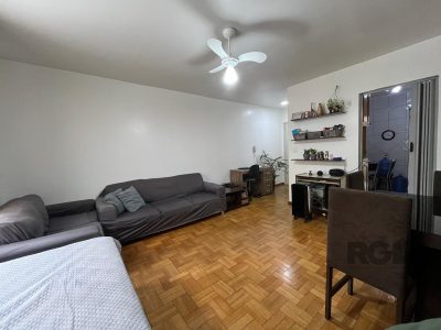 Apartamento à venda com 87m², 2 quartos, 1 vaga no bairro Menino Deus em Porto Alegre - Foto 5