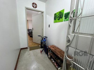 Apartamento à venda com 87m², 2 quartos, 1 vaga no bairro Menino Deus em Porto Alegre - Foto 5