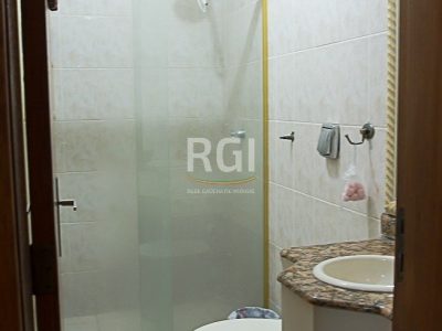 Cobertura à venda com 240m², 3 quartos, 1 suíte, 2 vagas no bairro Jardim Itu em Porto Alegre - Foto 24