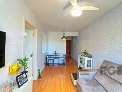 Apartamento à venda com 64m², 2 quartos, 1 vaga no bairro Tristeza em Porto Alegre - Foto 8