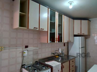 Apartamento à venda com 70m², 2 quartos, 1 vaga no bairro Santana em Porto Alegre - Foto 3