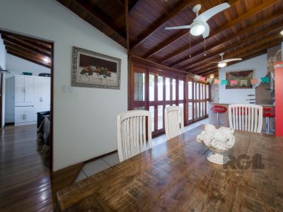 Casa Condominio à venda com 233m², 3 quartos, 1 suíte, 2 vagas no bairro Ipanema em Porto Alegre - Foto 23