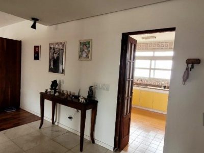 Apartamento à venda com 280m², 3 quartos, 1 suíte, 1 vaga no bairro Bom Fim em Porto Alegre - Foto 9