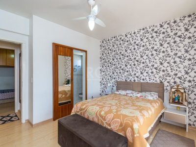 Apartamento à venda com 99m², 3 quartos, 1 suíte, 1 vaga no bairro Menino Deus em Porto Alegre - Foto 13