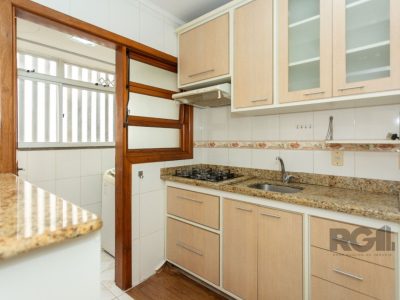 Apartamento à venda com 55m², 2 quartos, 1 vaga no bairro Partenon em Porto Alegre - Foto 8