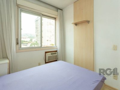 Apartamento à venda com 55m², 2 quartos, 1 vaga no bairro Partenon em Porto Alegre - Foto 22