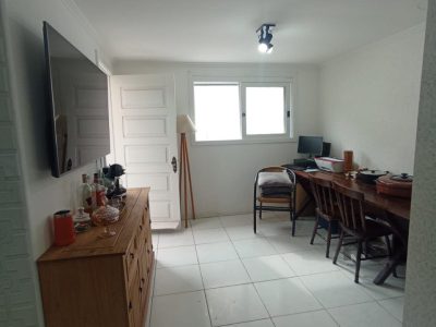 Apartamento à venda com 93m², 2 quartos, 1 suíte, 1 vaga no bairro Santo Antônio em Porto Alegre - Foto 9