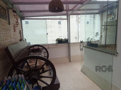 Apartamento à venda com 93m², 2 quartos, 1 suíte, 1 vaga no bairro Santo Antônio em Porto Alegre - Foto 15