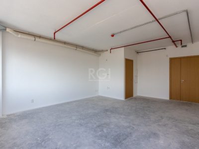 Conjunto/Sala à venda com 38m² no bairro Santana em Porto Alegre - Foto 17