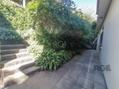 Casa à venda com 200m², 4 quartos, 1 suíte, 1 vaga no bairro Cristal em Porto Alegre - Foto 26