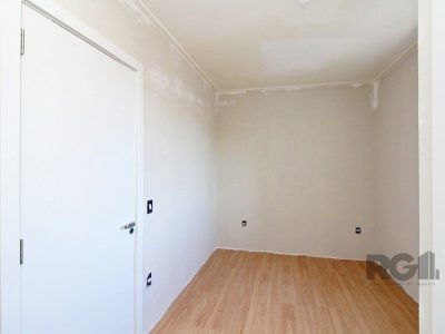 Casa à venda com 140m², 3 quartos, 1 suíte, 1 vaga no bairro Tristeza em Porto Alegre - Foto 10