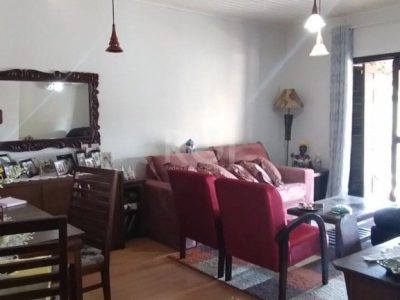 Casa à venda com 200m², 3 quartos, 1 vaga no bairro Ipanema em Porto Alegre - Foto 4