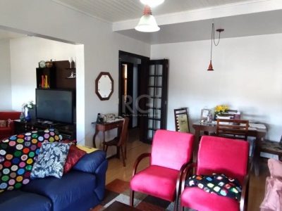 Casa à venda com 200m², 3 quartos, 1 vaga no bairro Ipanema em Porto Alegre - Foto 7