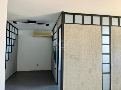 Conjunto/Sala à venda com 98m² no bairro Floresta em Porto Alegre - Foto 3