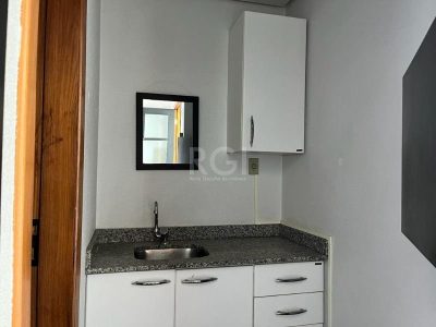 Conjunto/Sala à venda com 98m² no bairro Floresta em Porto Alegre - Foto 10