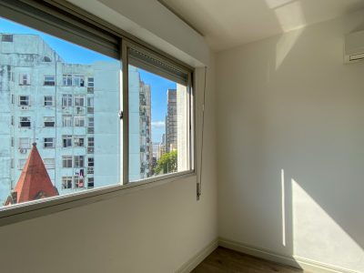 Apartamento à venda com 44m², 1 quarto, 1 vaga no bairro Centro Histórico em Porto Alegre - Foto 3