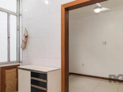 Apartamento à venda com 79m², 3 quartos no bairro Petrópolis em Porto Alegre - Foto 9